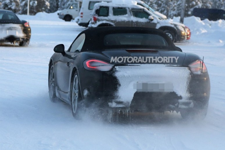 Шпионы засняли Porsche Boxster GTS третьего поколения [фото]