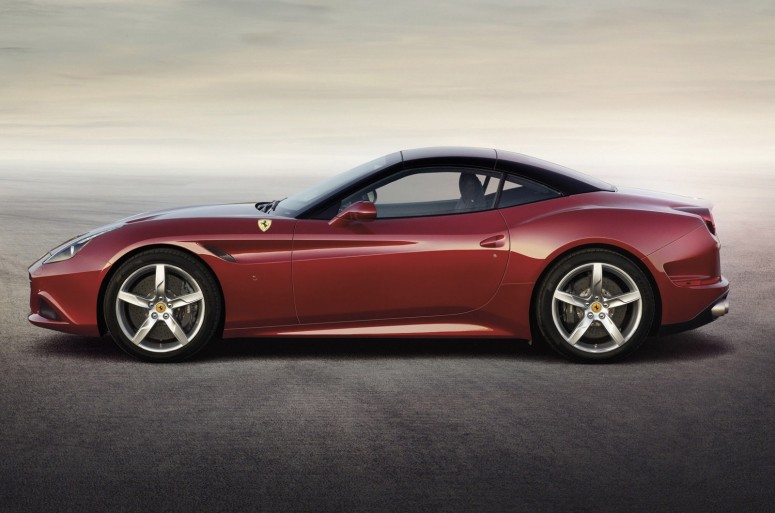 Кабриолет Ferrari California T 2015 оснастили турбомотором [видео]
