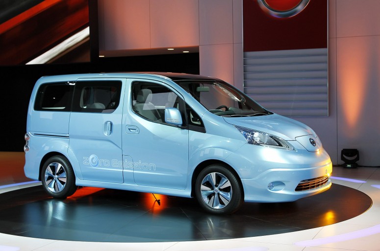 Электрический фургон Nissan e-NV200 поступит в продажу в мае