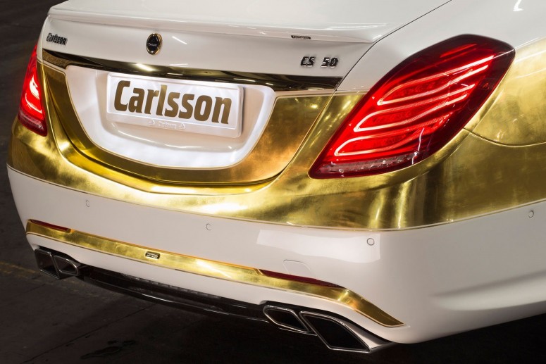 Тюнер Carlsson инкрустировали Mercedes S-Class сусальным золотом