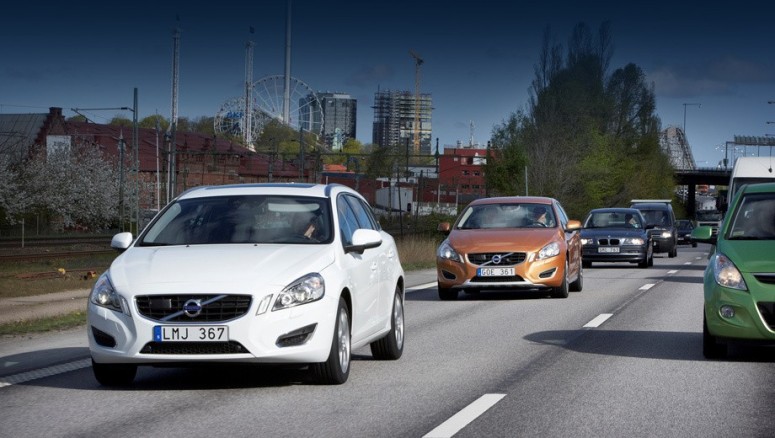 Volvo: «магнитные» дороги помогут системе автопилота