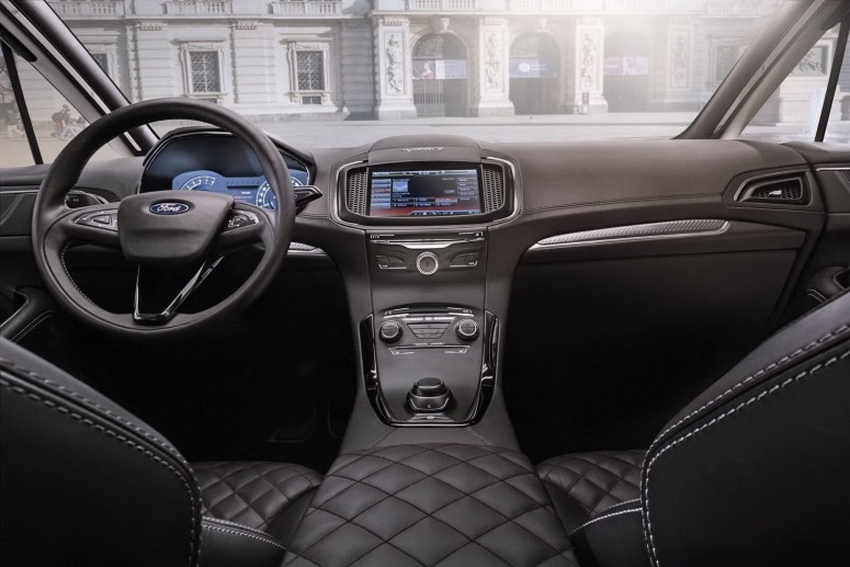 Ford представил роскошный концепт S-MAX в версии Vignale