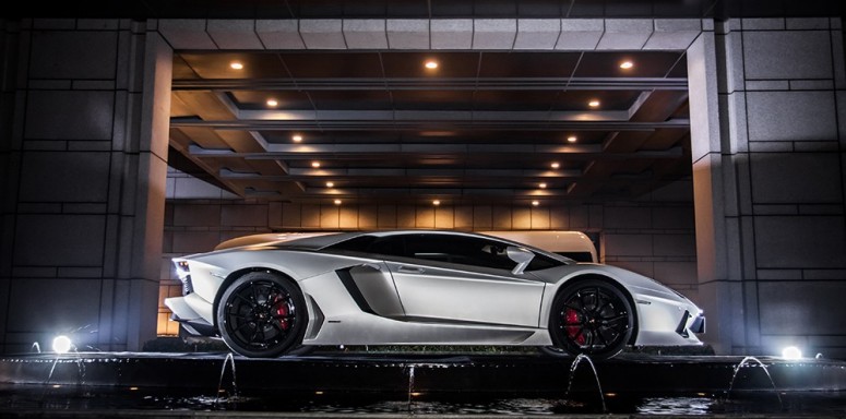Особая версия Lamborghini Aventador в честь Джеки Чана [фото]