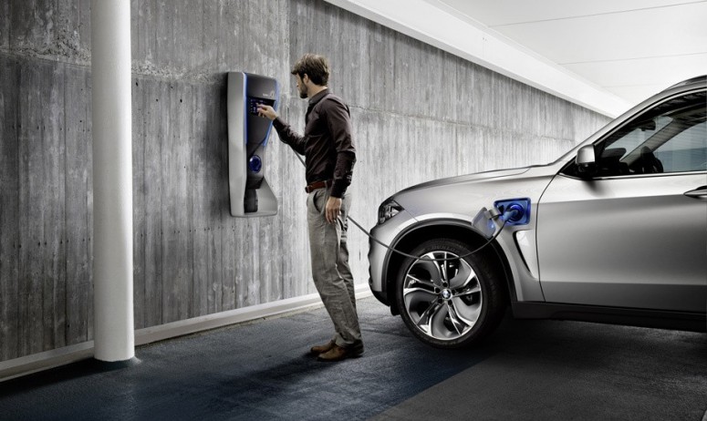 BMW показал предсерийный гибрид X5 eDrive [фото]