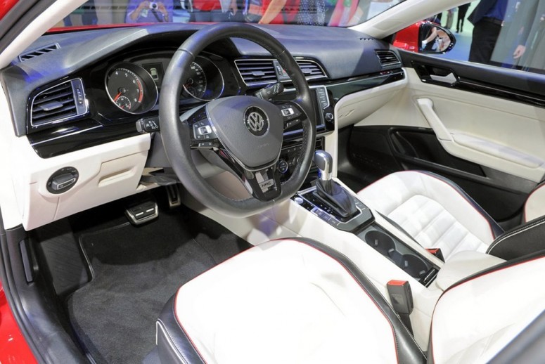 Volkswagen намекнул на новую версию Jetta [фото]