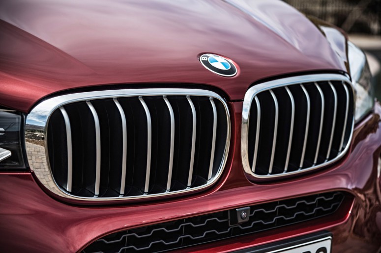 BMW передумало устраивать в Москве премьерный показ X6 SUV