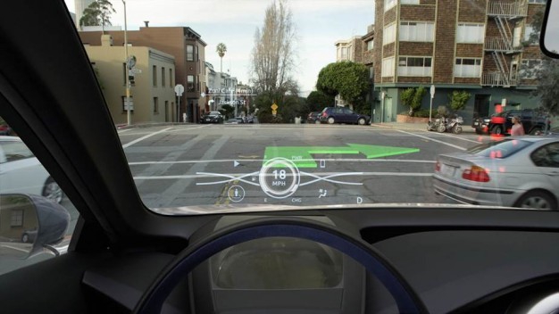«Тойота» продемонстрировала 3D-дисплей для лобового стекла