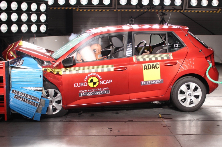 Skoda Fabia и другие получили высшую оценку Euro NCAP, но не все [8 видео]