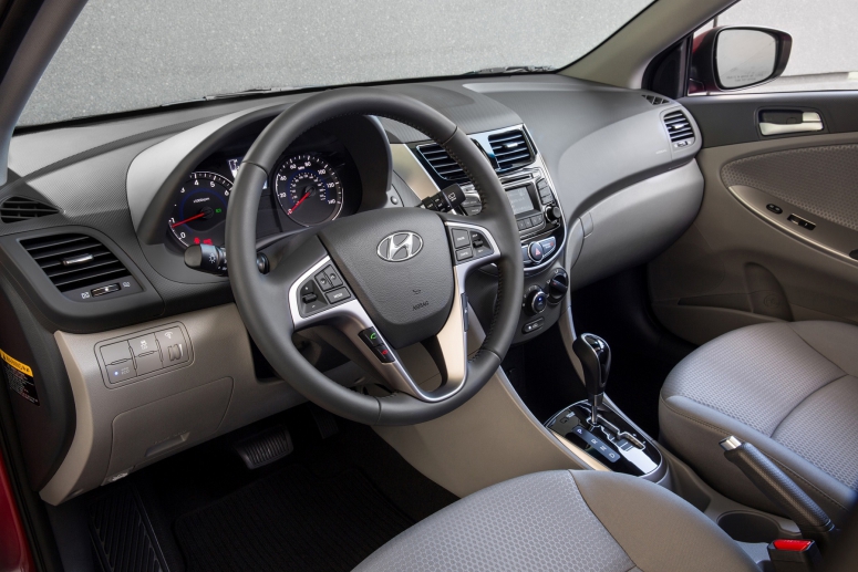 Hyundai Accent 2015 получил сдержанный рестайлинг [фото]