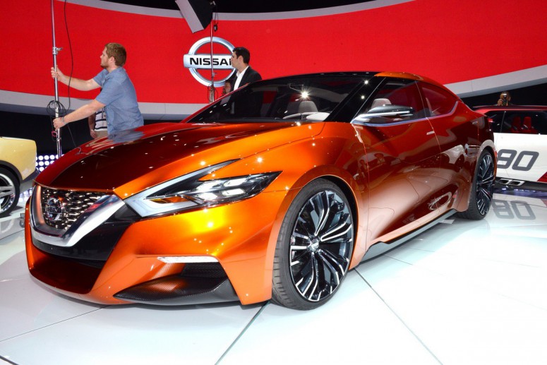Nissan готовится запустить ретро-футуристический спорткар