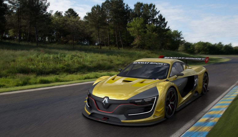 Renault закончило испытания гоночного RS 01 [видео]