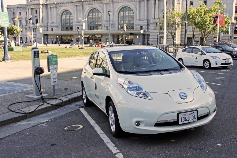 Nissan сможет увеличить запас хода электрокара Leaf вдвое