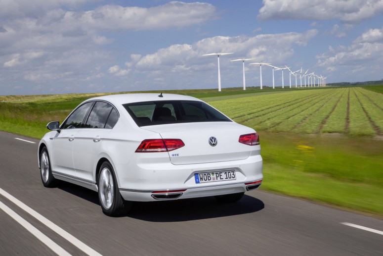 VW Passat GTE готовится к осеннему выходу на рынок