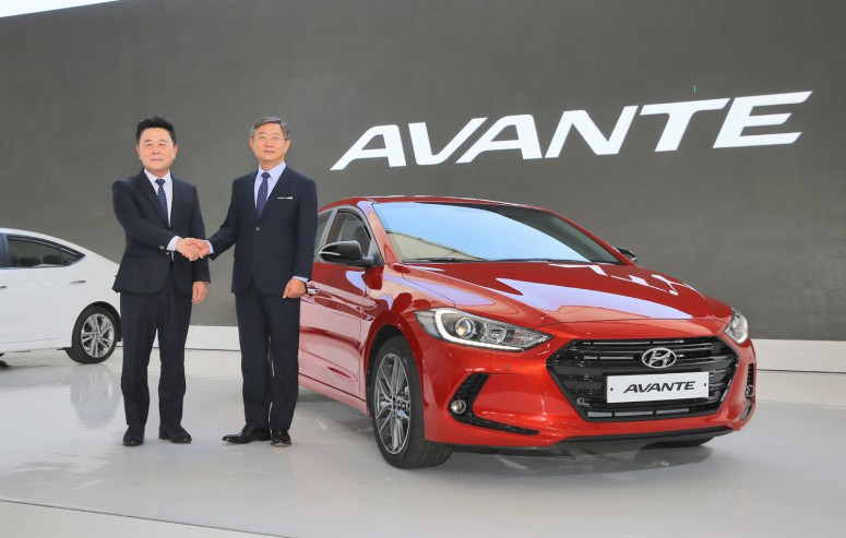 Новый Hyundai Elantra/Avante представили в Корее [видео]