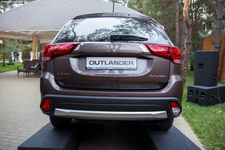 Обзор Mitsubishi Outlander 2016