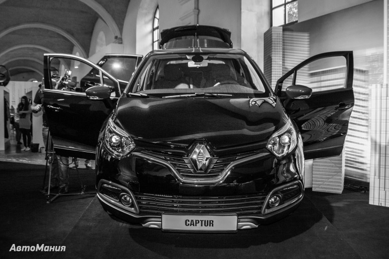 Кроссовер Renault Captur презентовали на Ukrainian Fashion Week