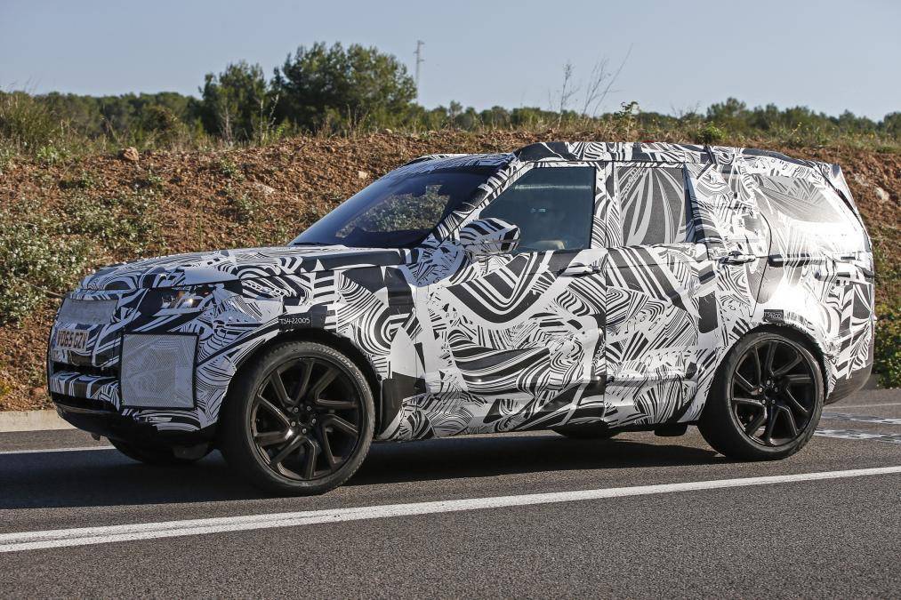 2017 Land Rover Discovery попался фотошпионам - 3