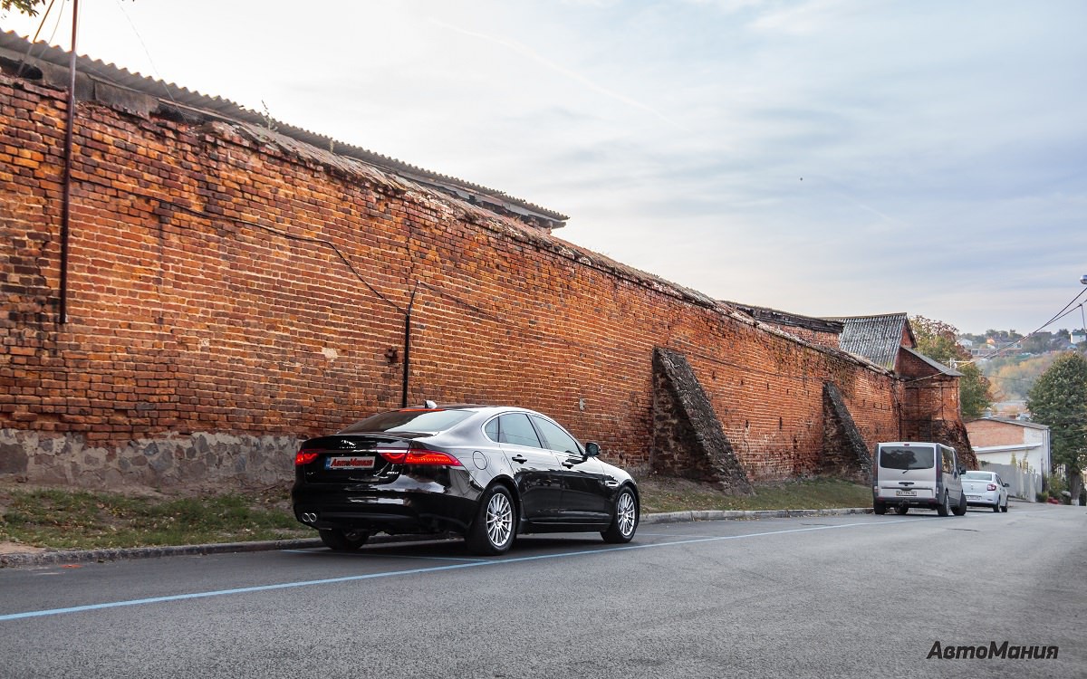 Тест-драйв Jaguar XF 2016: по ту сторону Рубикона