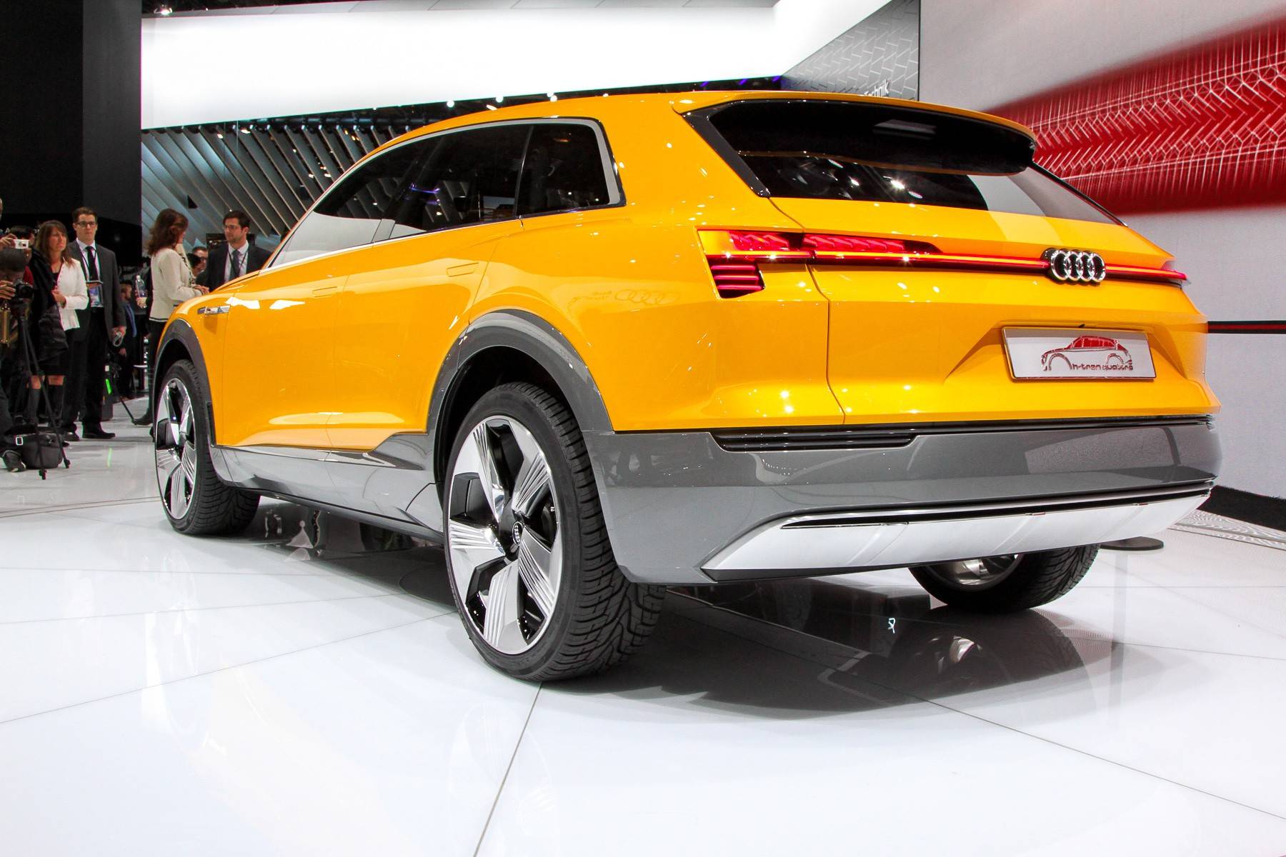 Водородный кроссовер Audi способен проехать до 600 км - 3