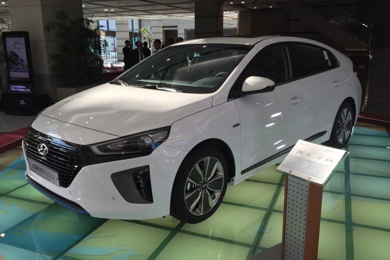 Hyundai Ioniq 2016: полная информация