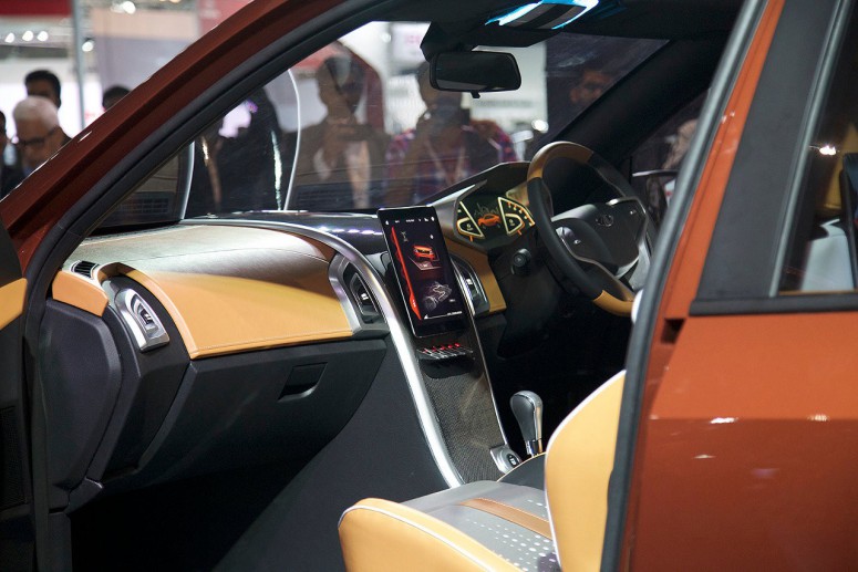 Auto Expo 2016: Mahindra представила внедорожник XUV Aero, разработанный с Pininfarina