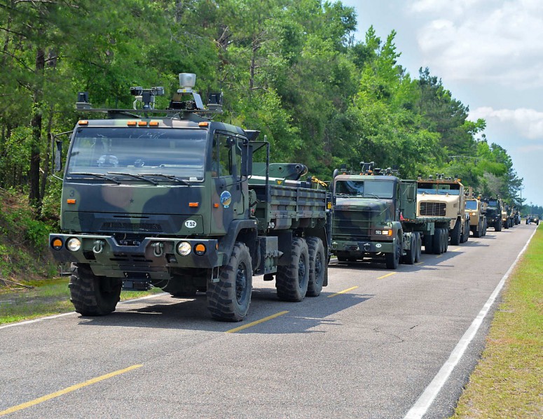 Армия США усовершенствует грузовики с автономным вождением