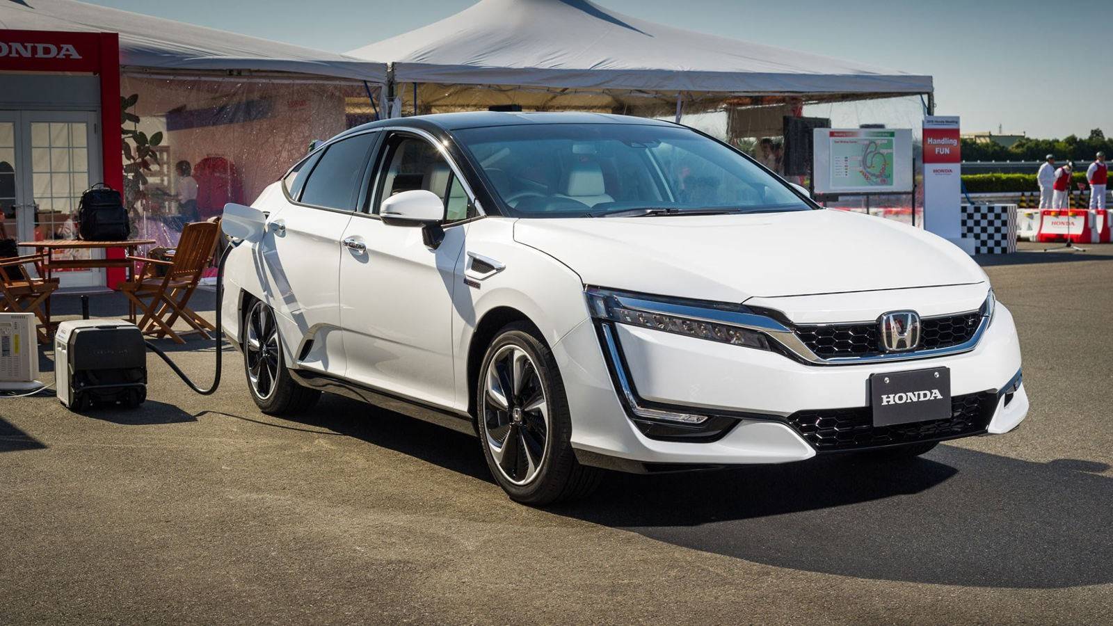 Водородная Honda Clarity пришла на японский рынок - 4