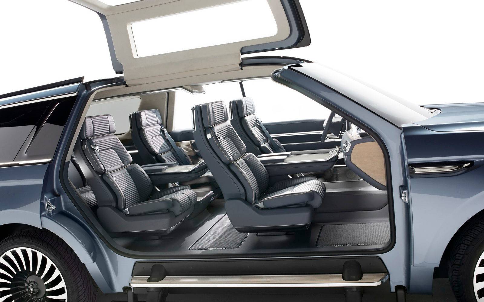 Концепт Lincoln Navigator раскрывает свои сюрпризы - 3