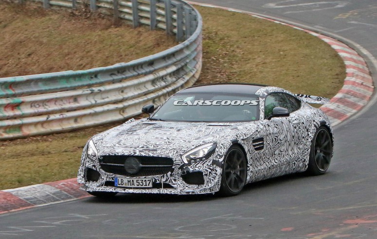 Хардкор Mercedes-AMG GT-R обгонит SLS Black Series и 911 GT3 RS