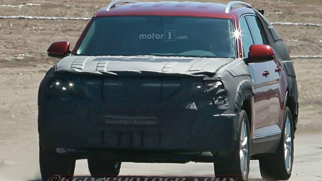 Cемиместный кроссовер Volkswagen замечен в Аризоне: фото - 1