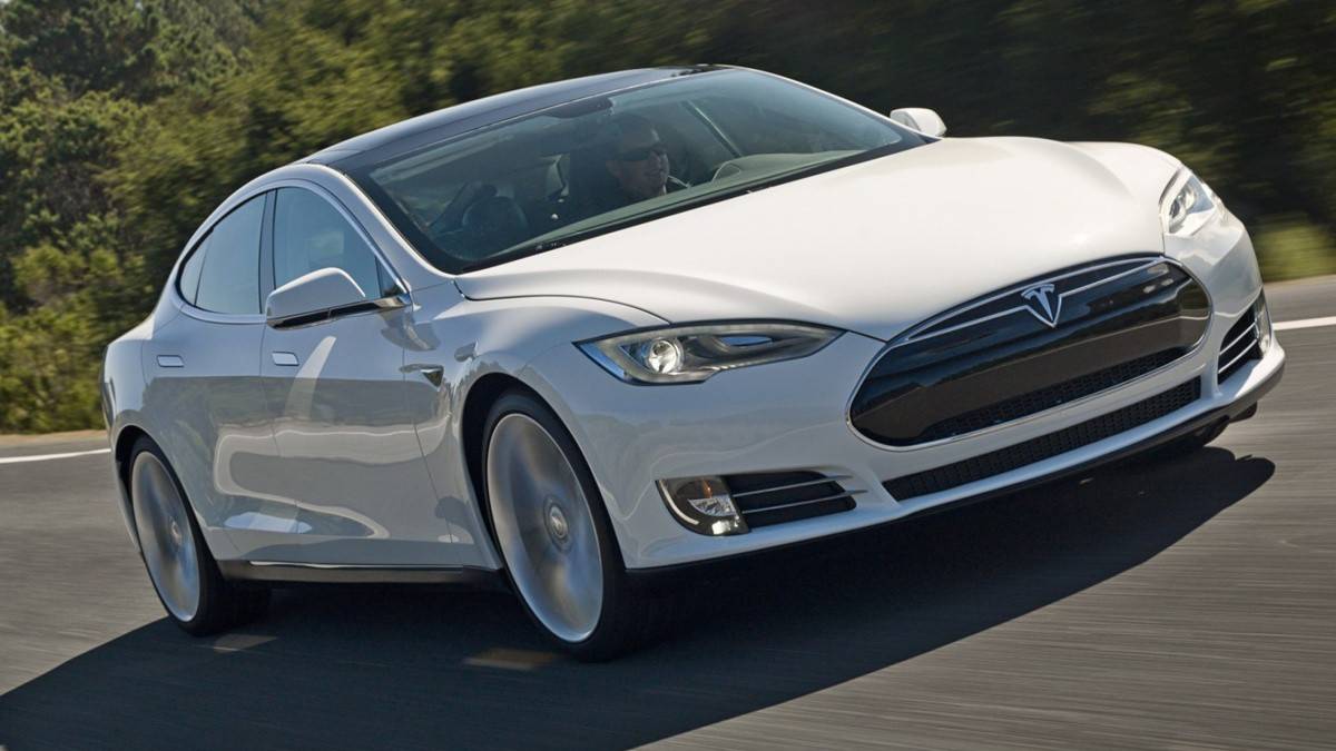 Tesla разрабатывает бюджетный электрокар, более доступный, чем Model 3 - 3