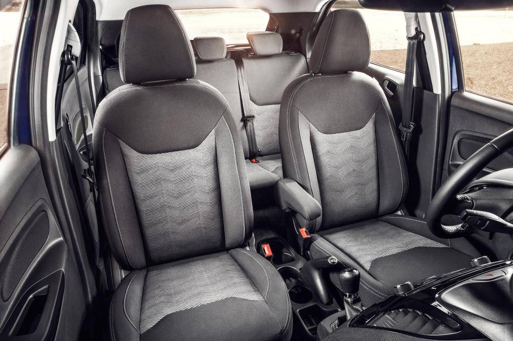 2016 Ford Ka пришел в Европу с плюсом и в виде мини Фиесты - 4