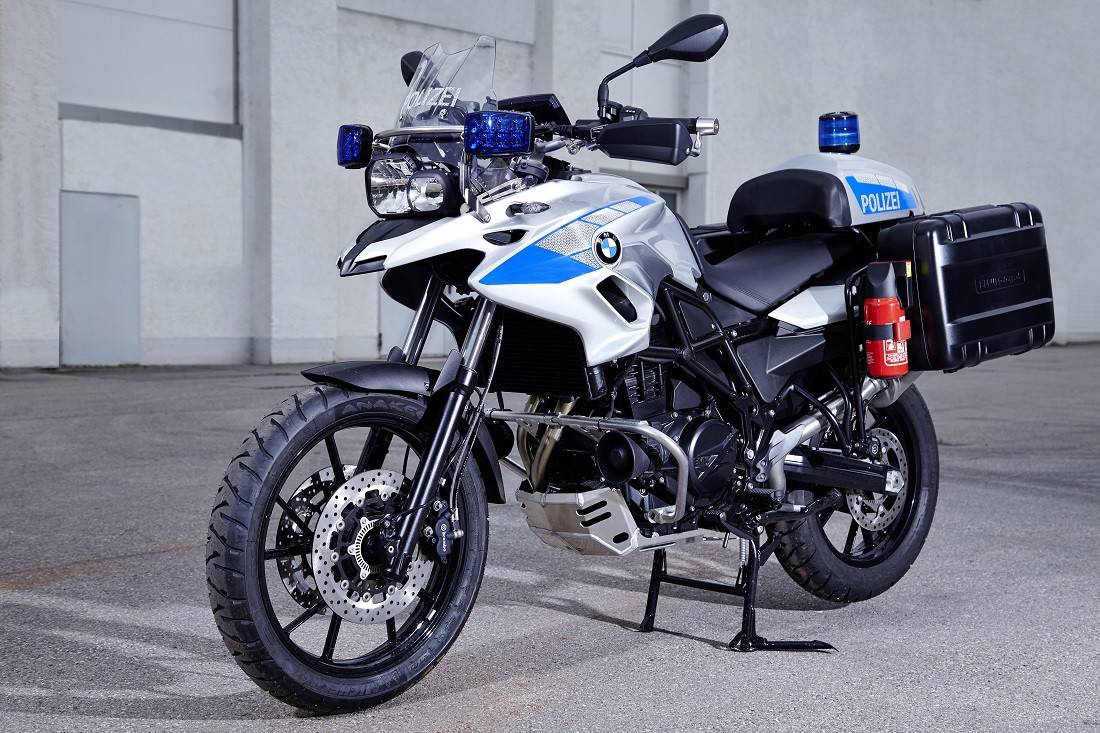 BMW показала автомобили для сотрудников полиции - 2