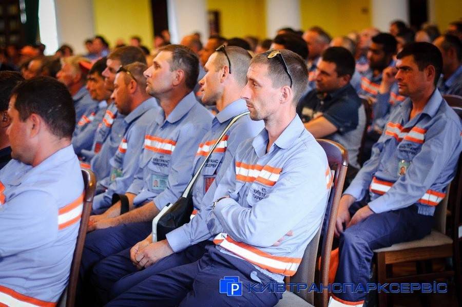 В Киеве переаттестуют всех парковщиков - 1