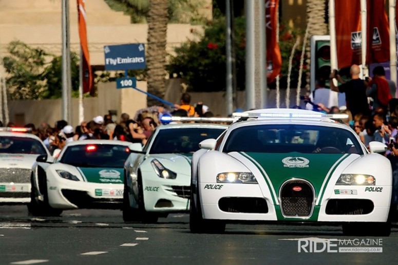 Дубай: полиция конфисковала 80 спорткаров у стритрейсеров