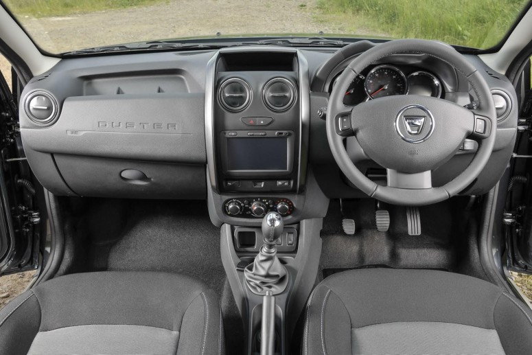 Обновленная Dacia Duster приобрела новый двигатель и топ-спецификацию «Prestige»
