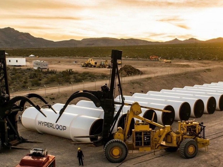 Первая сверхскоростная транспортная система Hyperloop может появиться в России