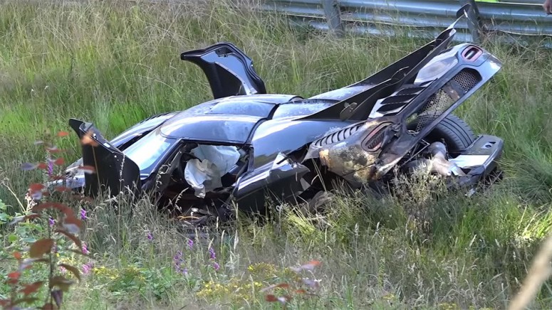 Суперкар Koenigsegg One:1 разбили в попытке установления рекорда: видео