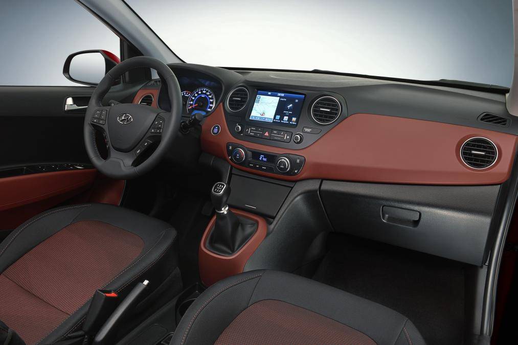 Hyundai показал обновленный ситикар i10 - 3