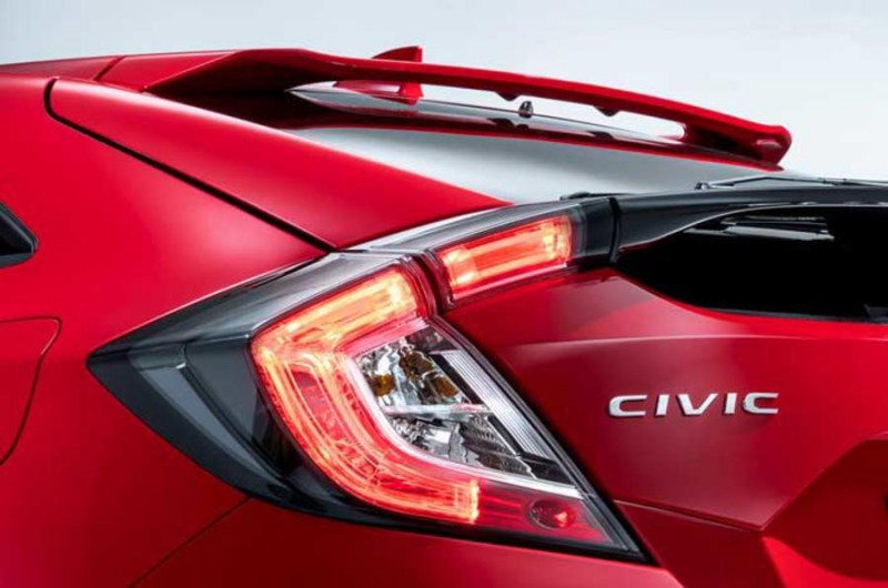 Европейскую версию 2017 Honda Civic покажут в Париже