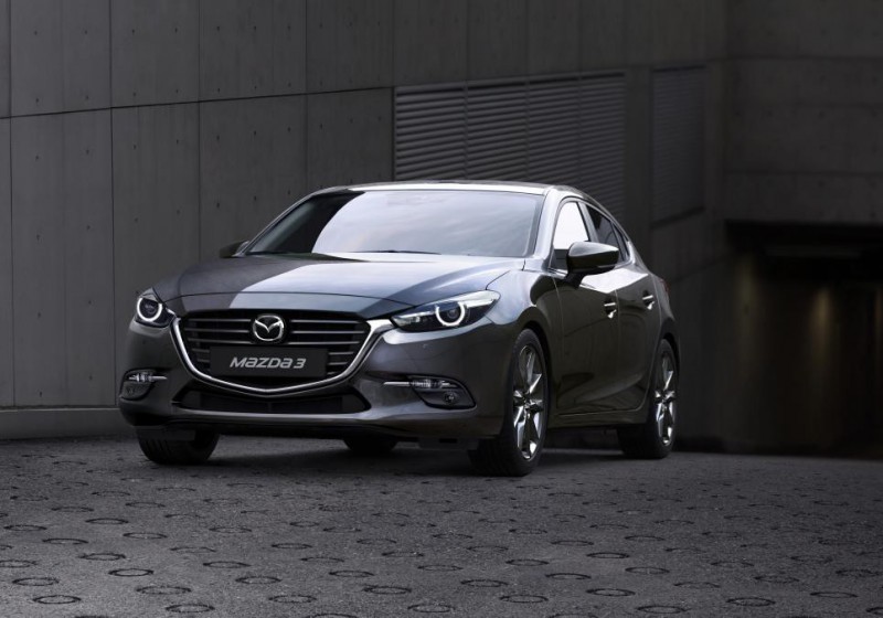 Обновленная 2017 Mazda3 приходит в Европу