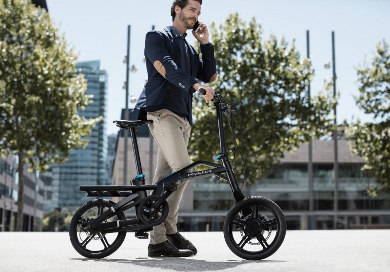 Peugeot презентует свой первый складной электрической велосипед