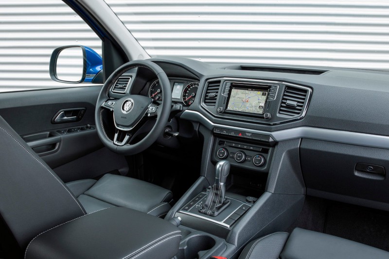 VW представит три версии «рабочих лошадок» Amarok и Caddy на шоу в Ганновере
