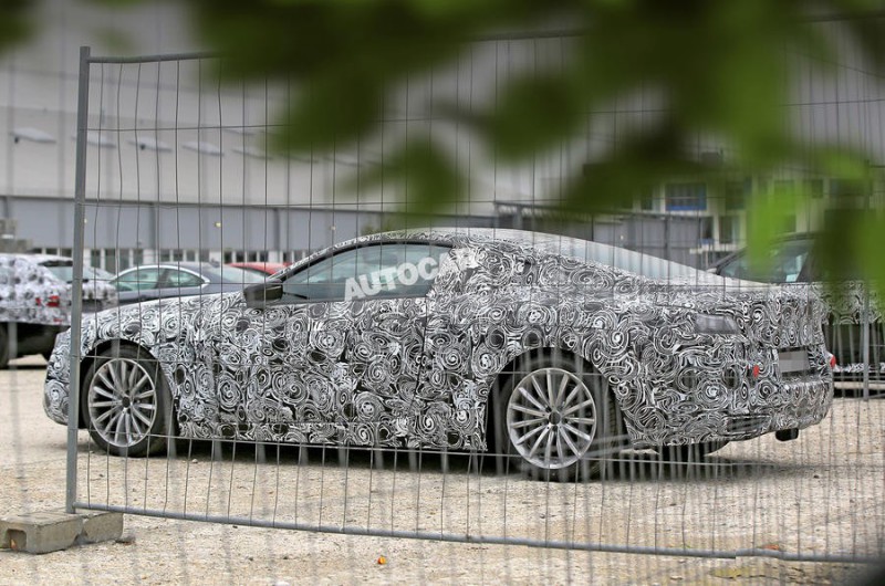 Хардкорная версия BMW M8 выйдет конкурировать с Bentley Continental GT