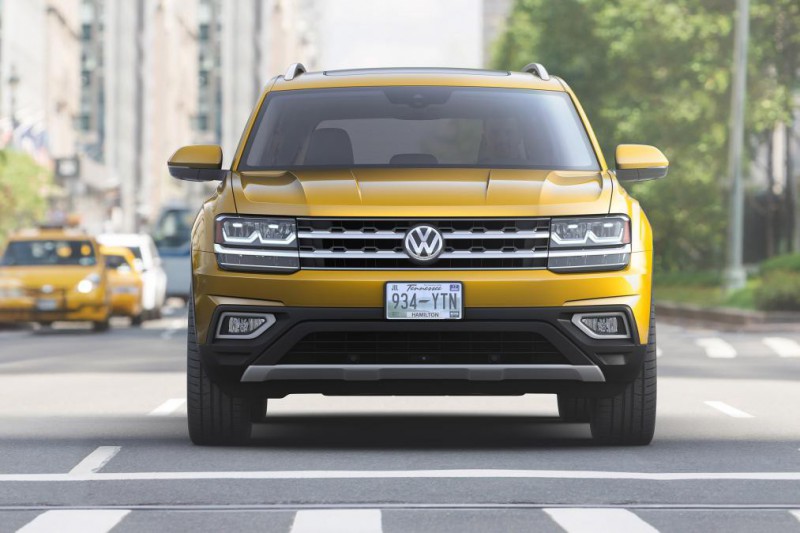 Новый внедорожник 2017 VW Atlas идет покорять Америку