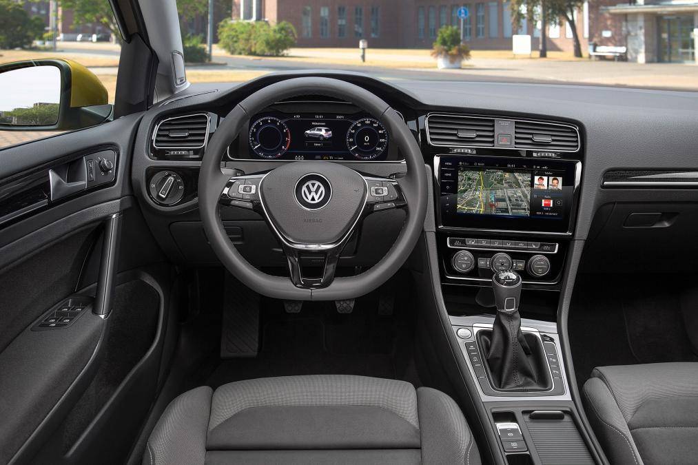 Обновленный 2017 Volkswagen Golf Mk7: вот и все - 2