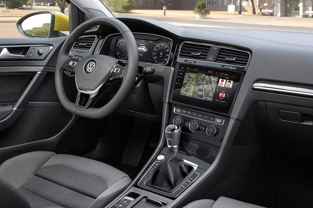 Обновленный 2017 Volkswagen Golf Mk7: вот и все - 3
