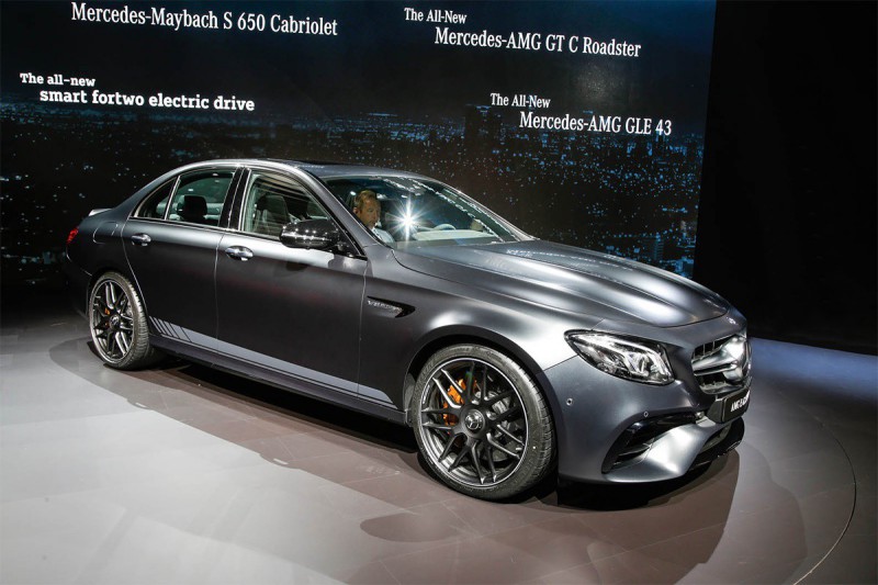 Mercedes-Benz AMG E63 S: быстрее не бывает