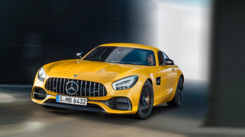 Обновилось купе Mercedes-AMG GT: мощнее, активная аэродинамика и новая модификация