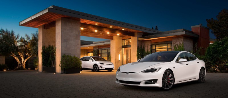 Tesla Model S проехала более 1 000 км на одном заряде аккумулятора